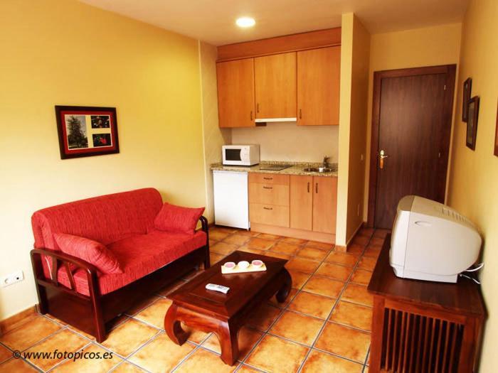 Hotel Villa De Cabrales อาเรนัส เด กาบราเลส ภายนอก รูปภาพ